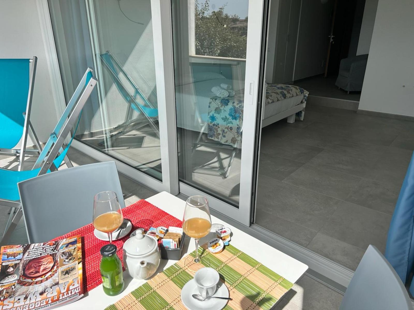 Rooms, Affittacamere Maksim Голфо Аранчи Екстериор снимка