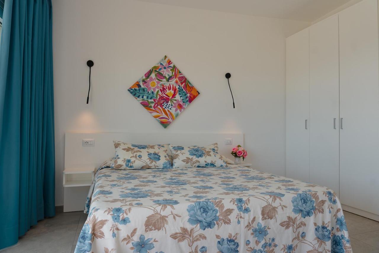 Rooms, Affittacamere Maksim Голфо Аранчи Екстериор снимка