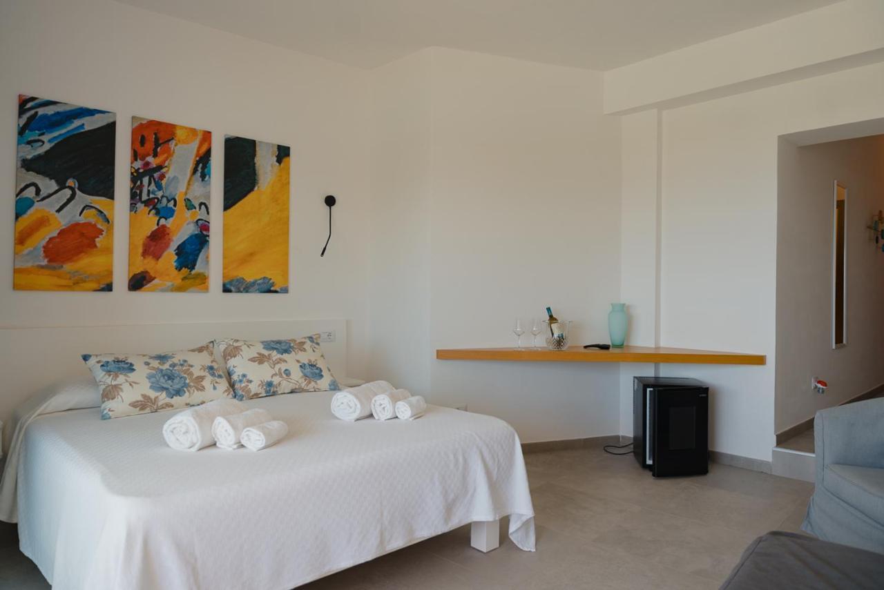 Rooms, Affittacamere Maksim Голфо Аранчи Екстериор снимка