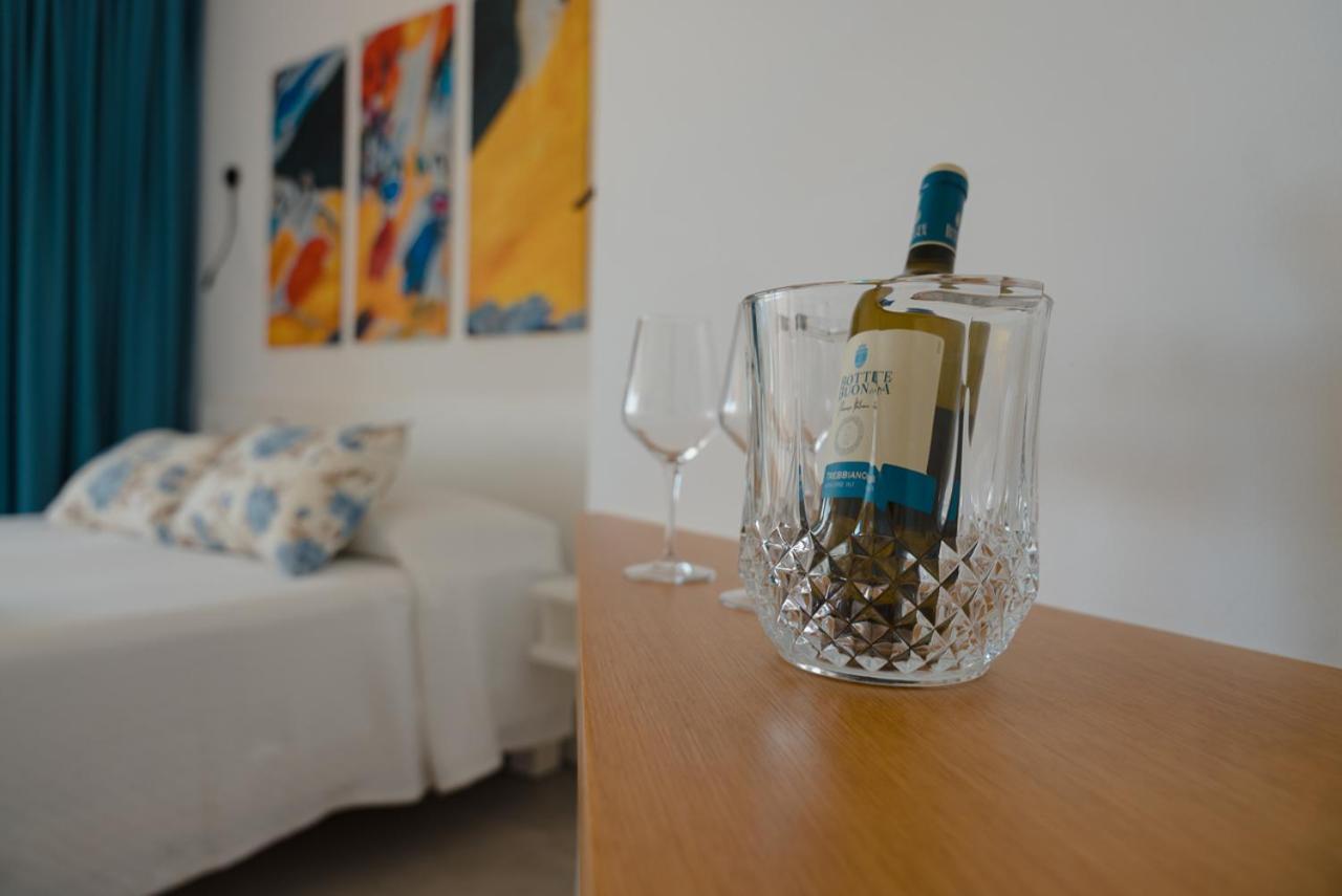 Rooms, Affittacamere Maksim Голфо Аранчи Екстериор снимка