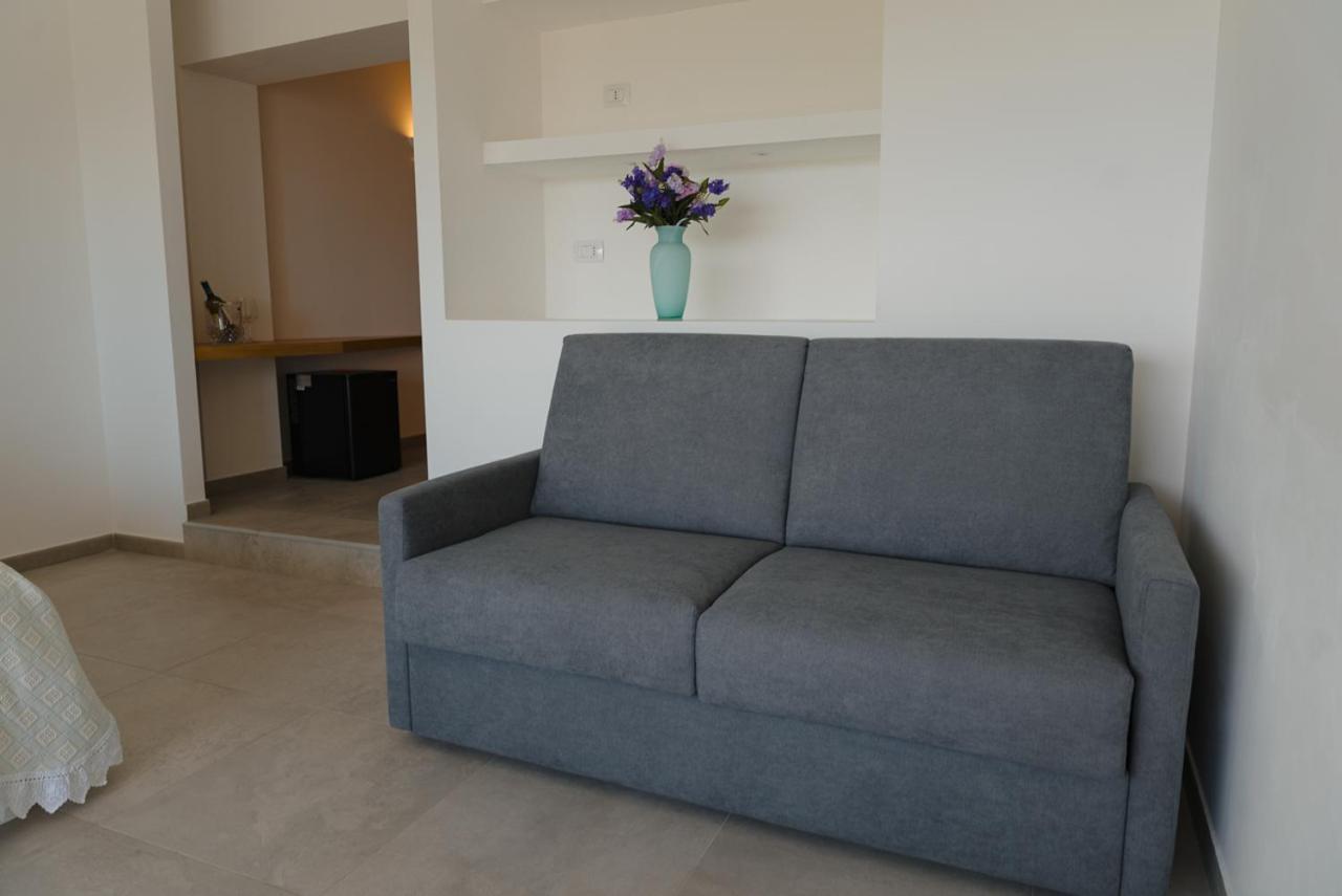 Rooms, Affittacamere Maksim Голфо Аранчи Екстериор снимка