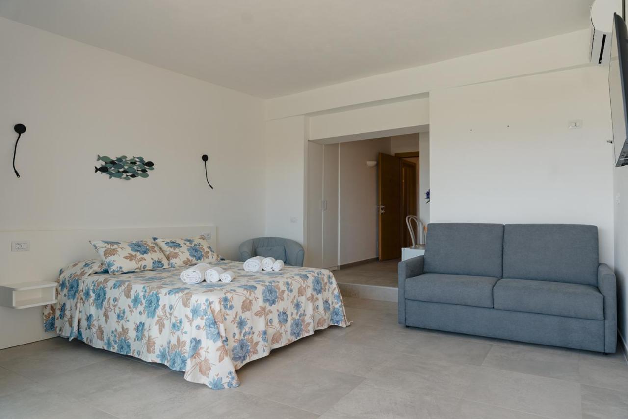 Rooms, Affittacamere Maksim Голфо Аранчи Екстериор снимка